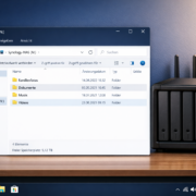SMB-Freigaben einrichten: Windows-Zugriff auf NAS-Ordner – Windows Explorer zeigt NAS-Laufwerk mit Familienordnern - SMB-Freigabe erfolgreich eingerichtet